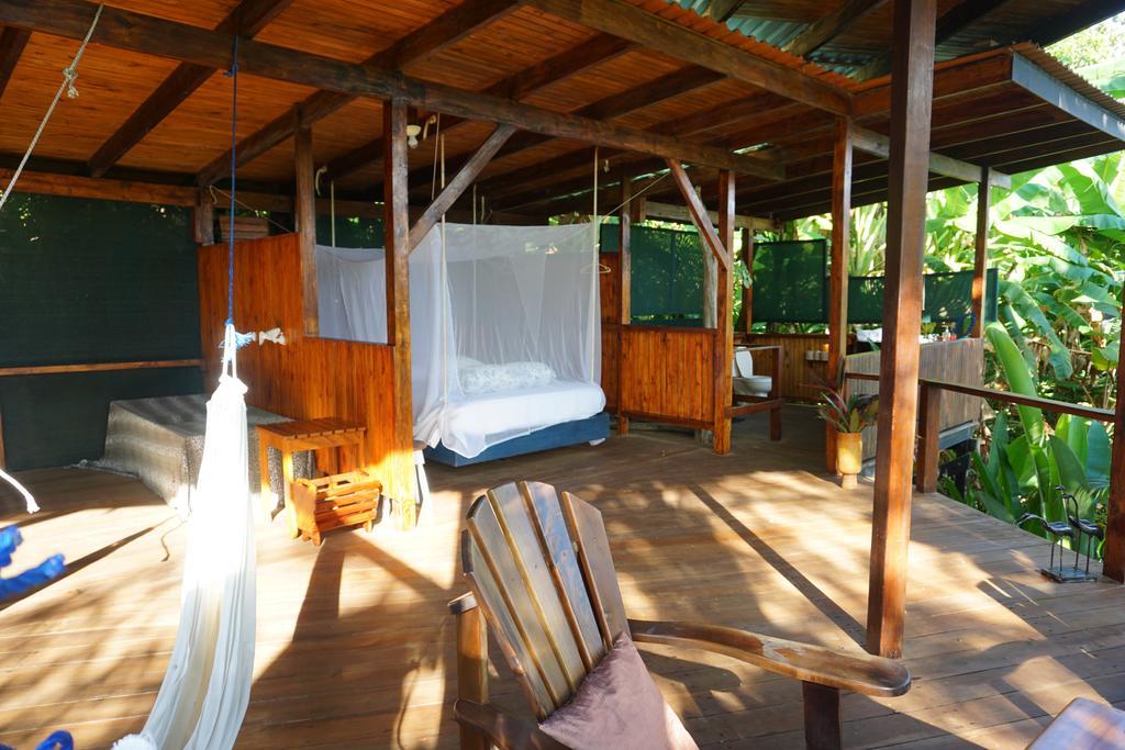 Lookout Inn Beach Rain-Forest Eco Lodge Carate 외부 사진