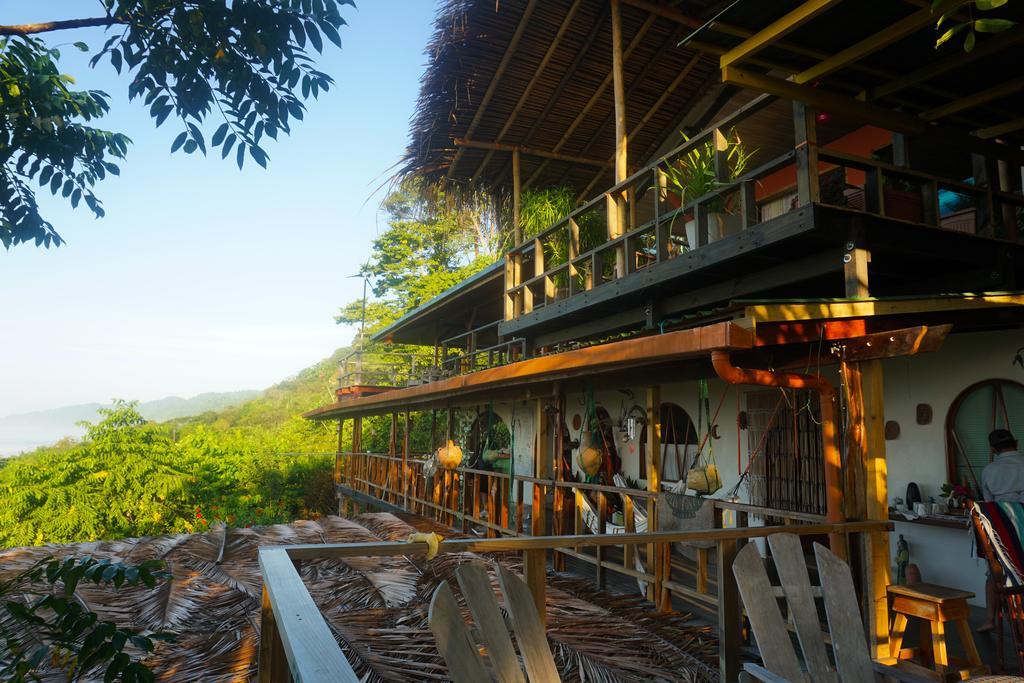 Lookout Inn Beach Rain-Forest Eco Lodge Carate 외부 사진