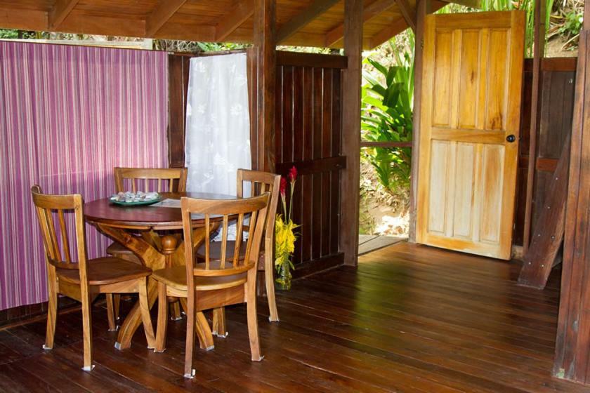 Lookout Inn Beach Rain-Forest Eco Lodge Carate 외부 사진